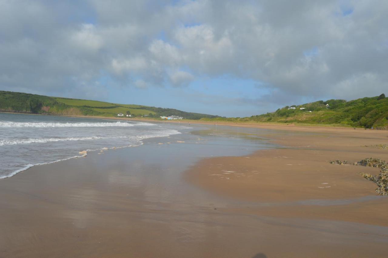 Galwad Y Mor A Coastal Escape In Pembrokeshire'S National Parks Villa Lamphey Exteriör bild