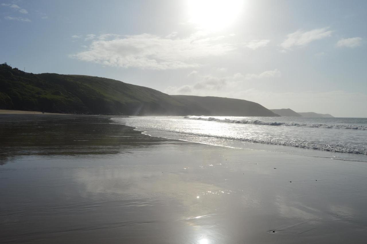 Galwad Y Mor A Coastal Escape In Pembrokeshire'S National Parks Villa Lamphey Exteriör bild
